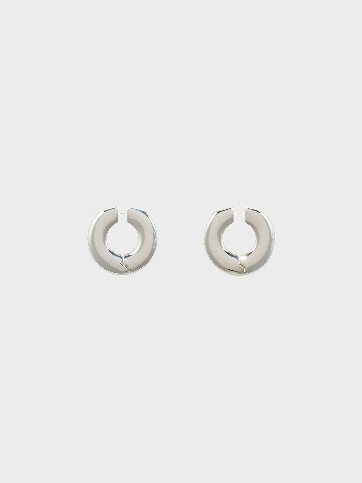 Ada Large Palladium-Plated Hoop Earrings - Image 3