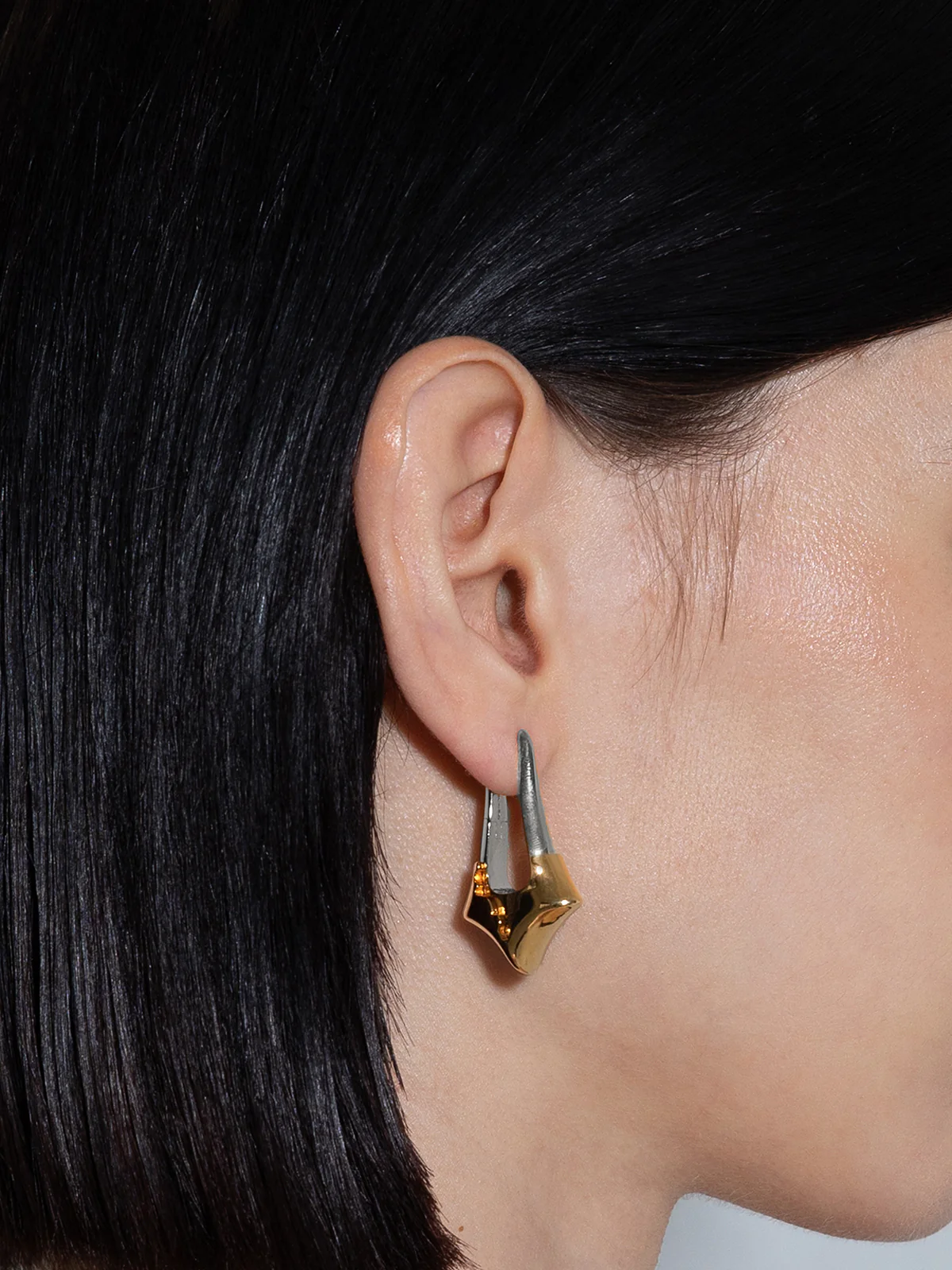 Delilah Palladium and 18kt Gold-Plated Earrings - Image 4