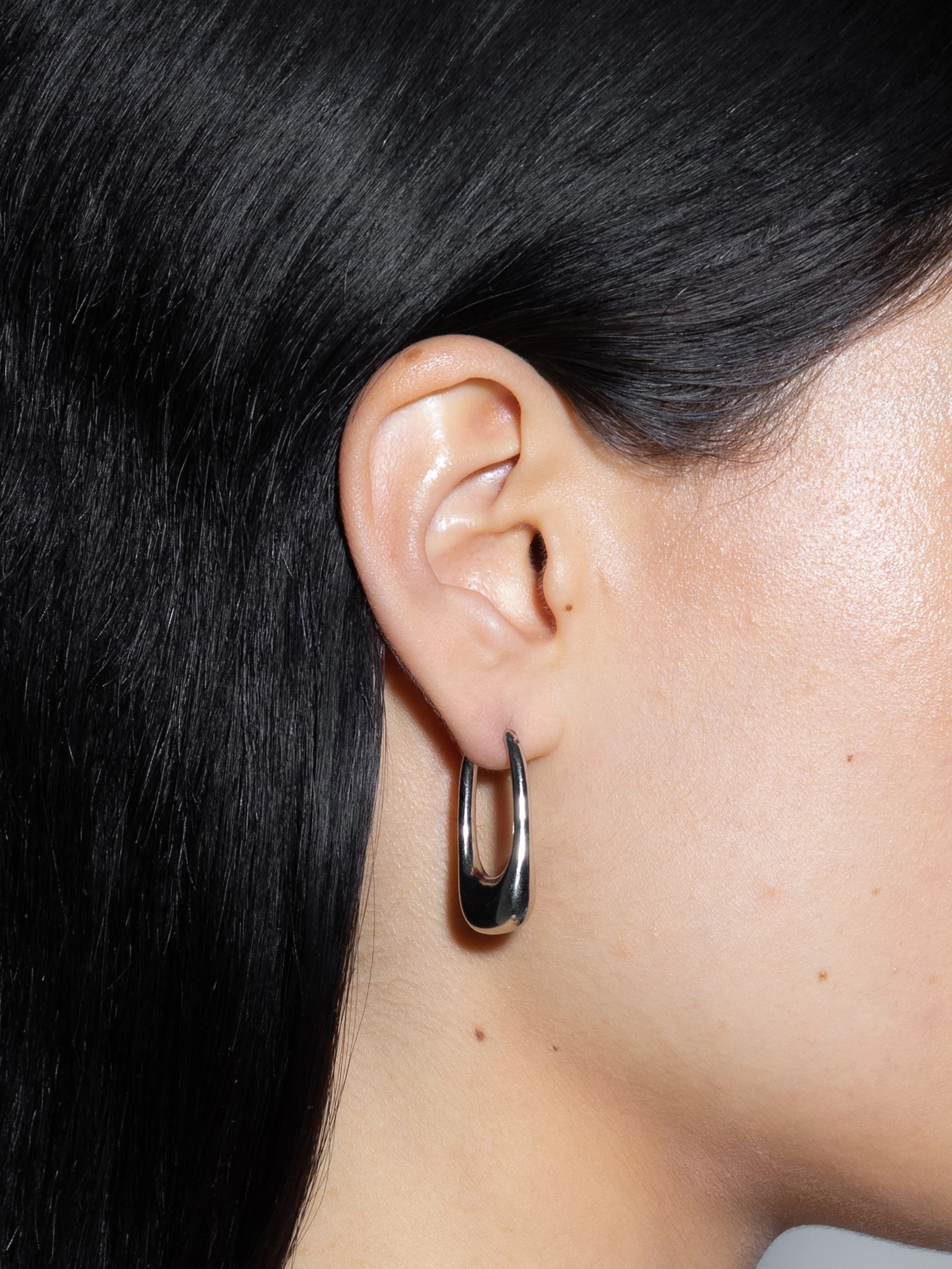 Ellis Palladium-Plated Hoop Earrings - Image 3