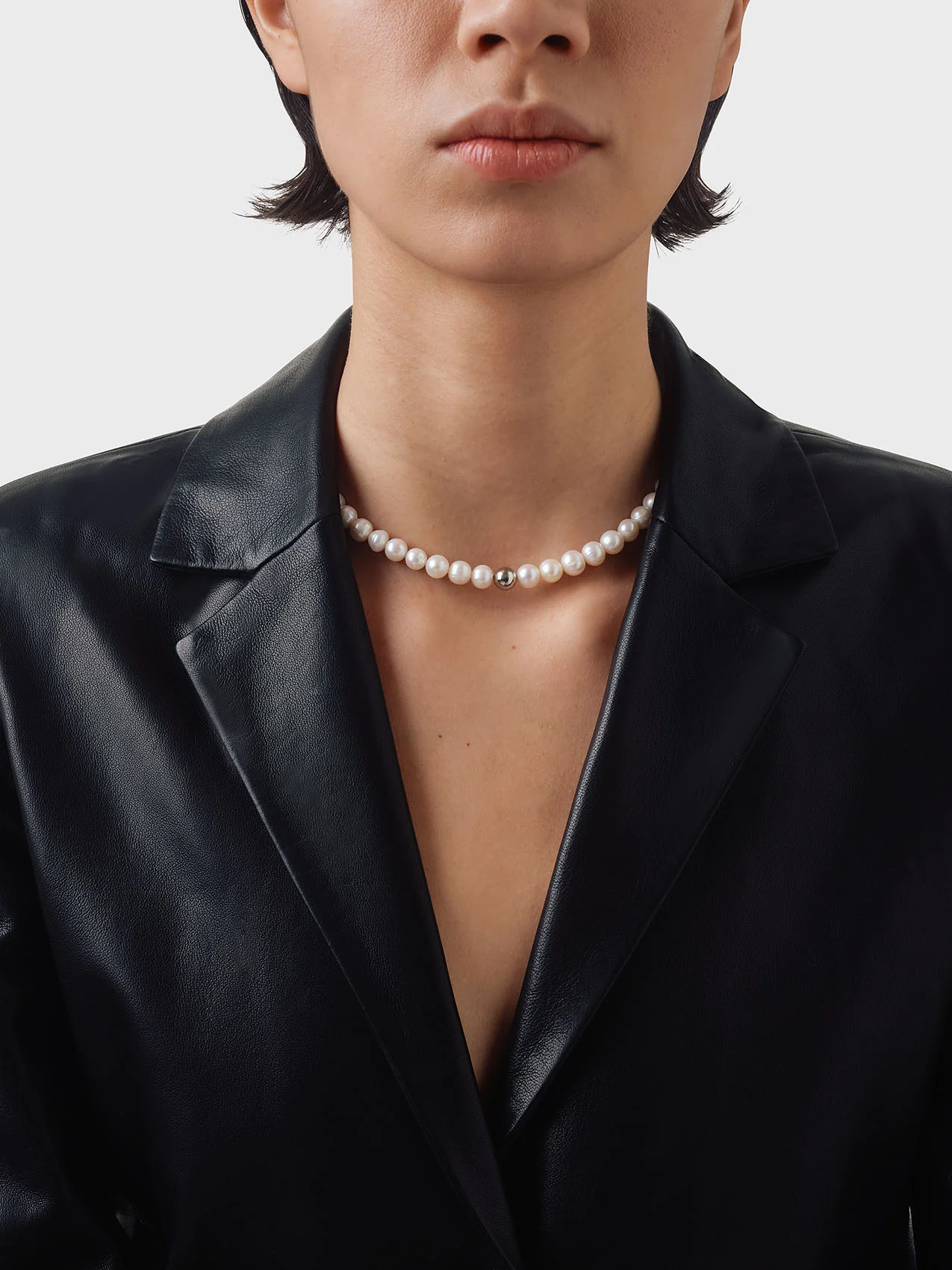 Sarin Pearl and Palladium-Plated Necklace - Image 3
