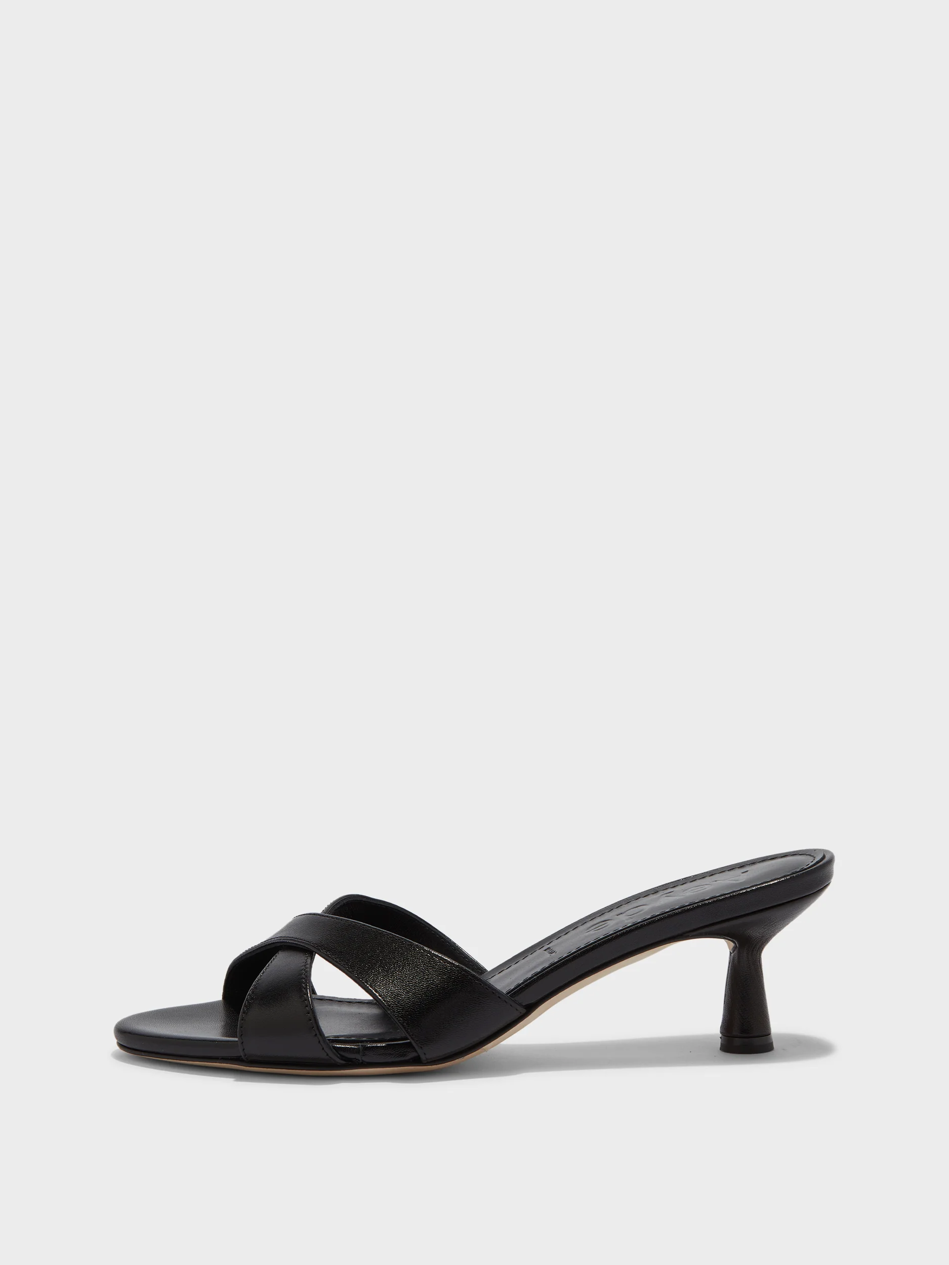 Vero Leather Mules