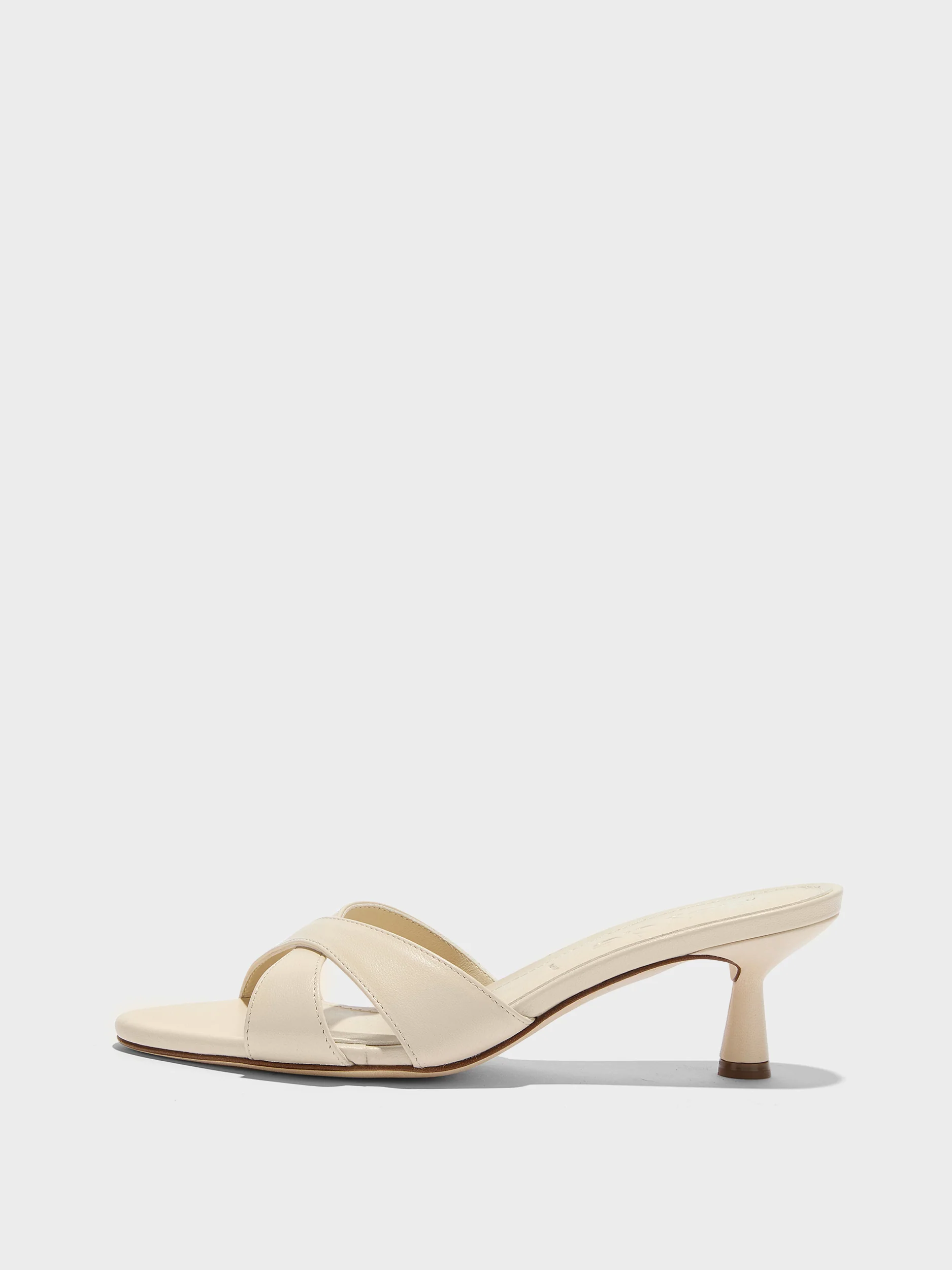 Vero Leather Mules